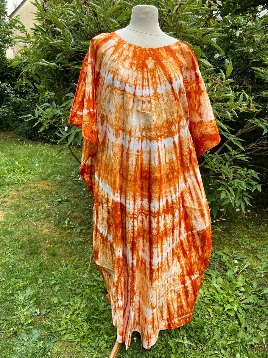batik caftan