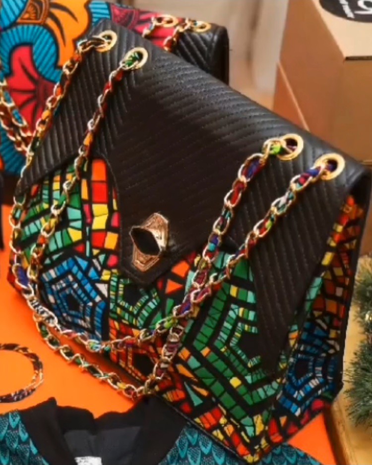 diva purse