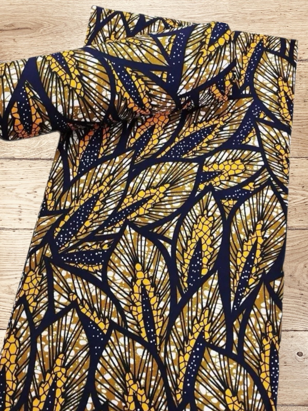Cotton Ankara Wax Print Fabric with Oversized Fan & Paisley Pattern on Gold Crackle Base main image 1