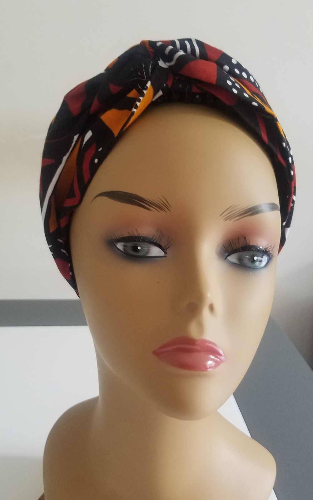 Bonnet De Bain Pour Cheveux Afro Bonnet turban en WAX et Satin par worldofwaxclothing - Foulards et Chal