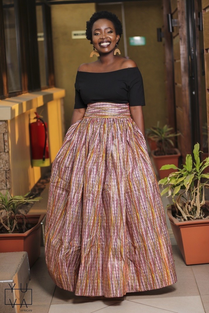 maxi skirt wedding guest outfit