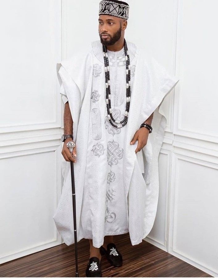 men on agbada
