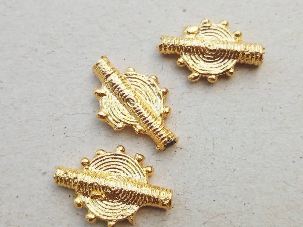 Batch Of 04 Baoule Akan Weight By Bsaodewou Pendant Afrikrea