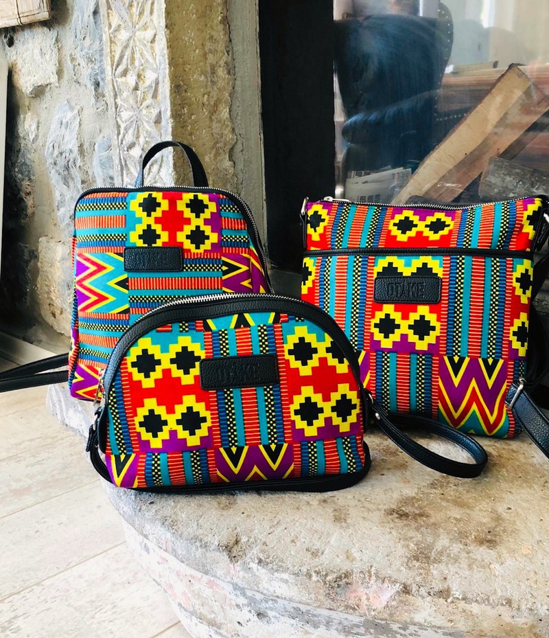 emirates hand bolsagage