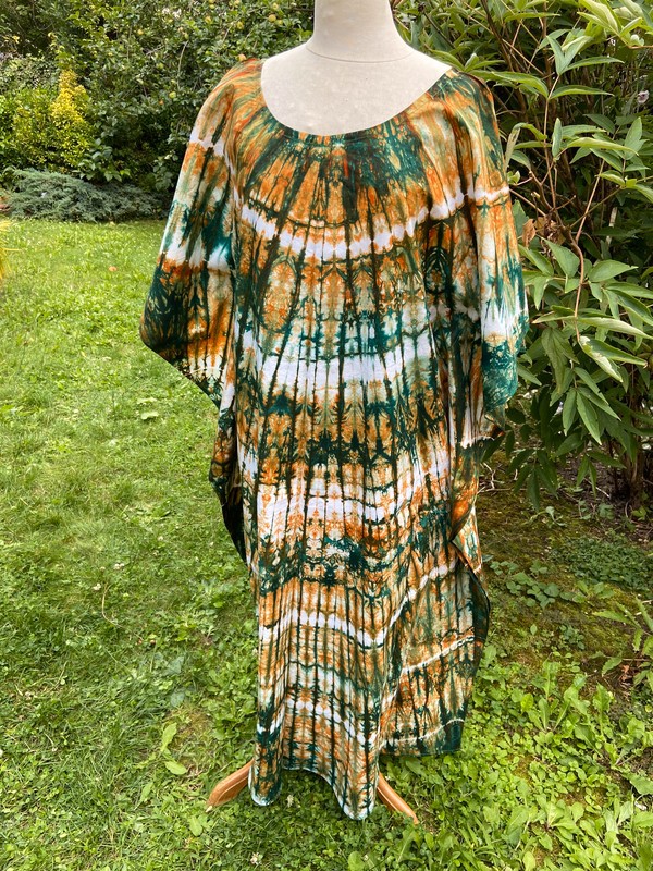 batik caftan