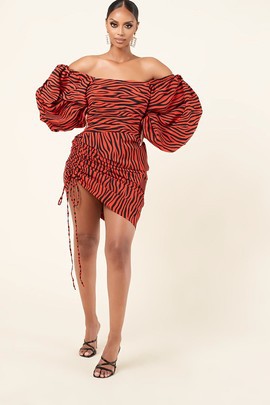 model robe wax courte