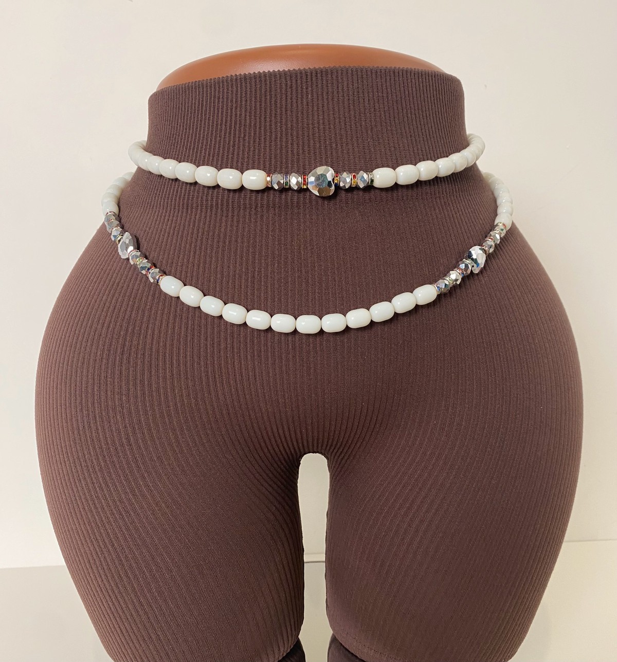 Boucles D'Oreilles En Perles Pour Bébés Et Filles Perles Rondes Blanches Avec Vis Spéciales