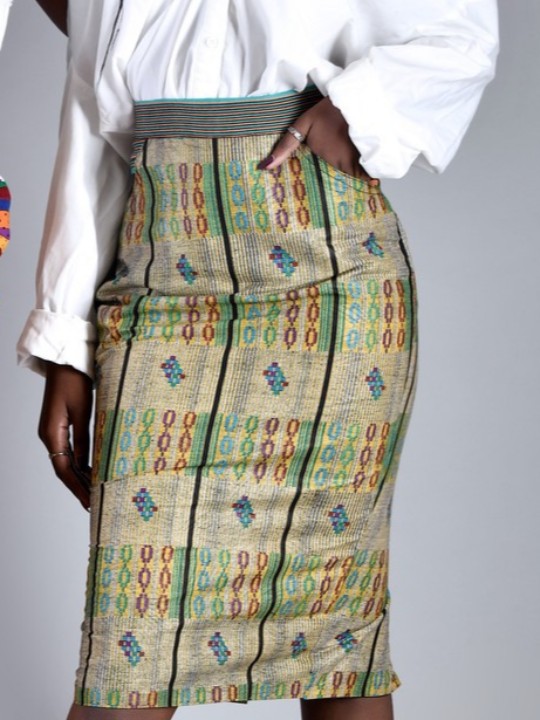 model mini jupe pagne